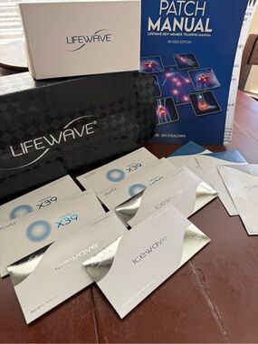 Lifewave IceWave & X39 Patch Set with Patch Manual - White and Blue-phototherapy
